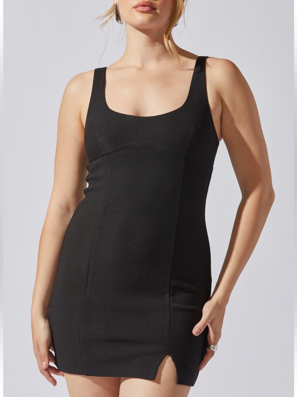 ASTR THE LABEL Sheath Dress